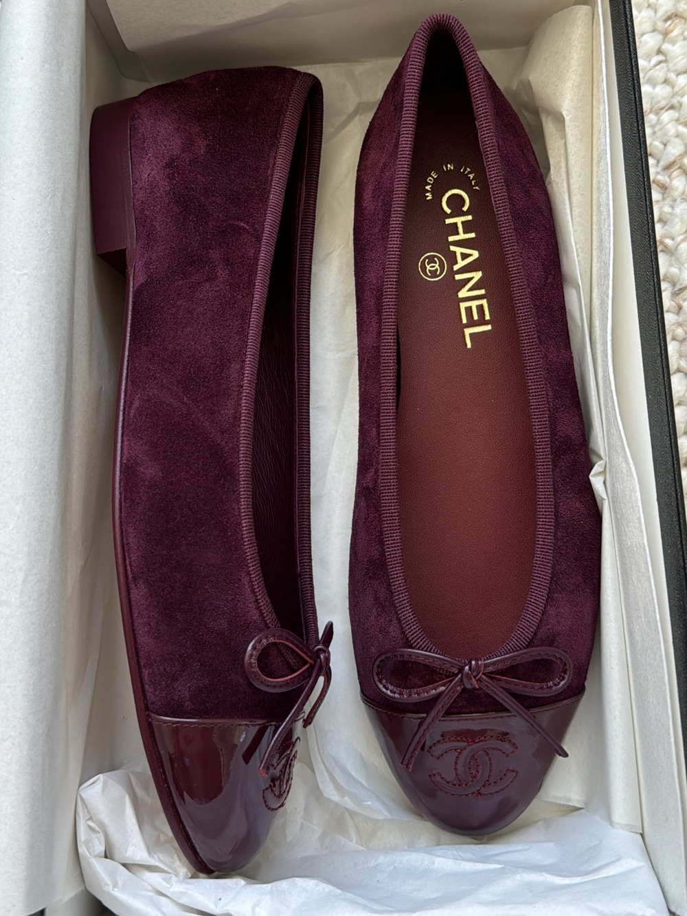 CHANEL Burgundy Suede ballerinas - Picture 3 of 4